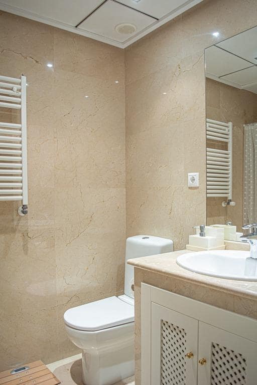 2 makuuhuone Kattohuoneisto myytävänä paikassa Roda - 219 999 € (Ref: 9666737)