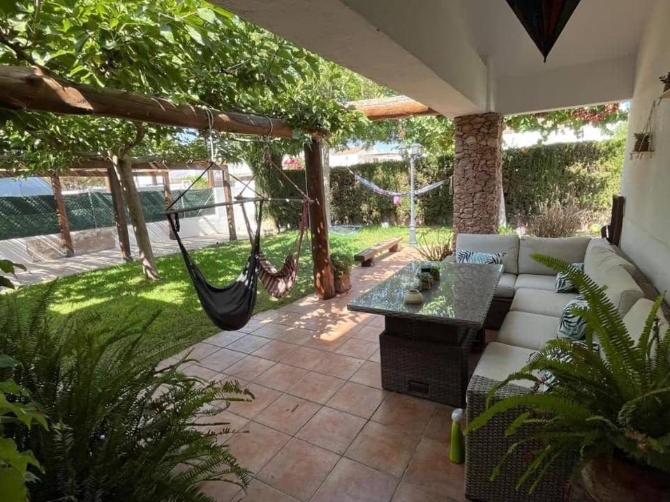 4 Zimmer Villa zu verkaufen in Santiago de la Ribera mit Garage - 527.000 € (Ref: 9702087)