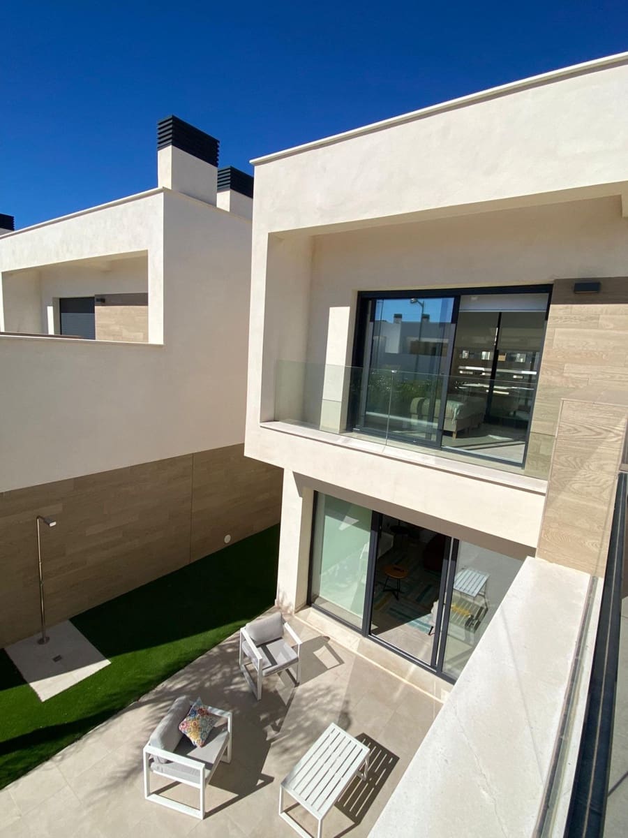 Chalet de 3 habitaciones en Torre-Pacheco en venta con garaje - 460.000 € (Ref: 9726781)