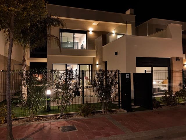 3 chambre Villa/Maison à vendre à Torre-Pacheco avec garage - 460 000 € (Ref: 9726781)