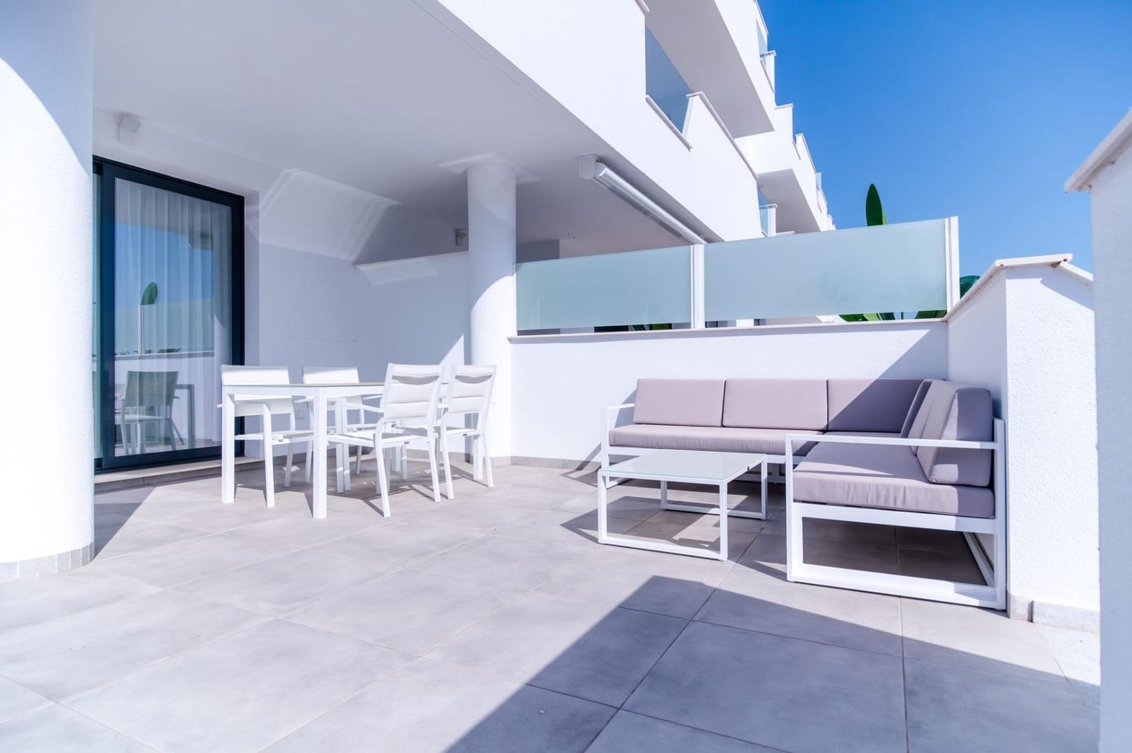 2 soverom Leilighet til salgs i Los Alcazares - € 399 000 (Ref: 9831671)