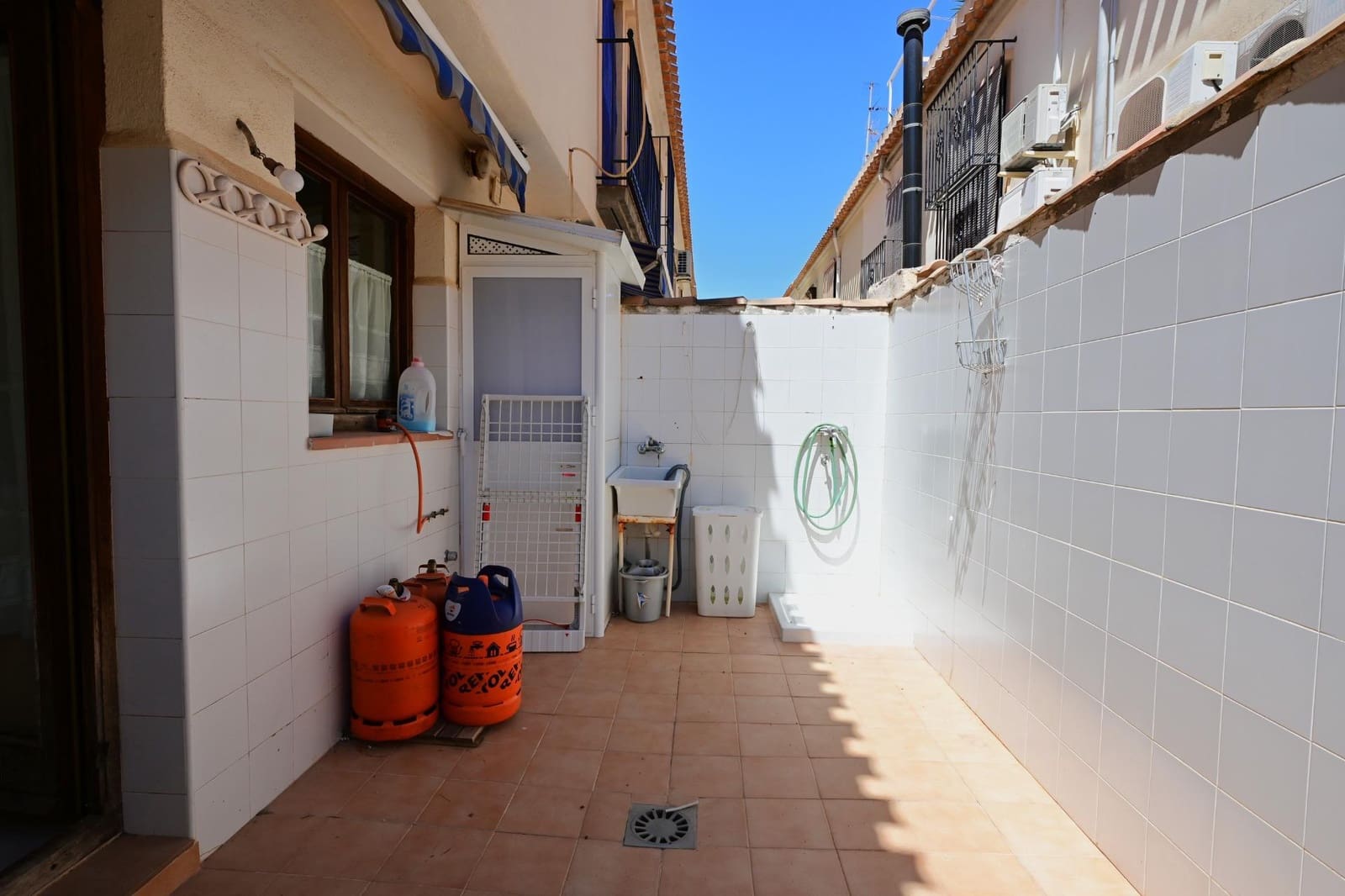 4 bedroom Villa for sale in Los Narejos with garage - € 360,000 (Ref: 9857654)