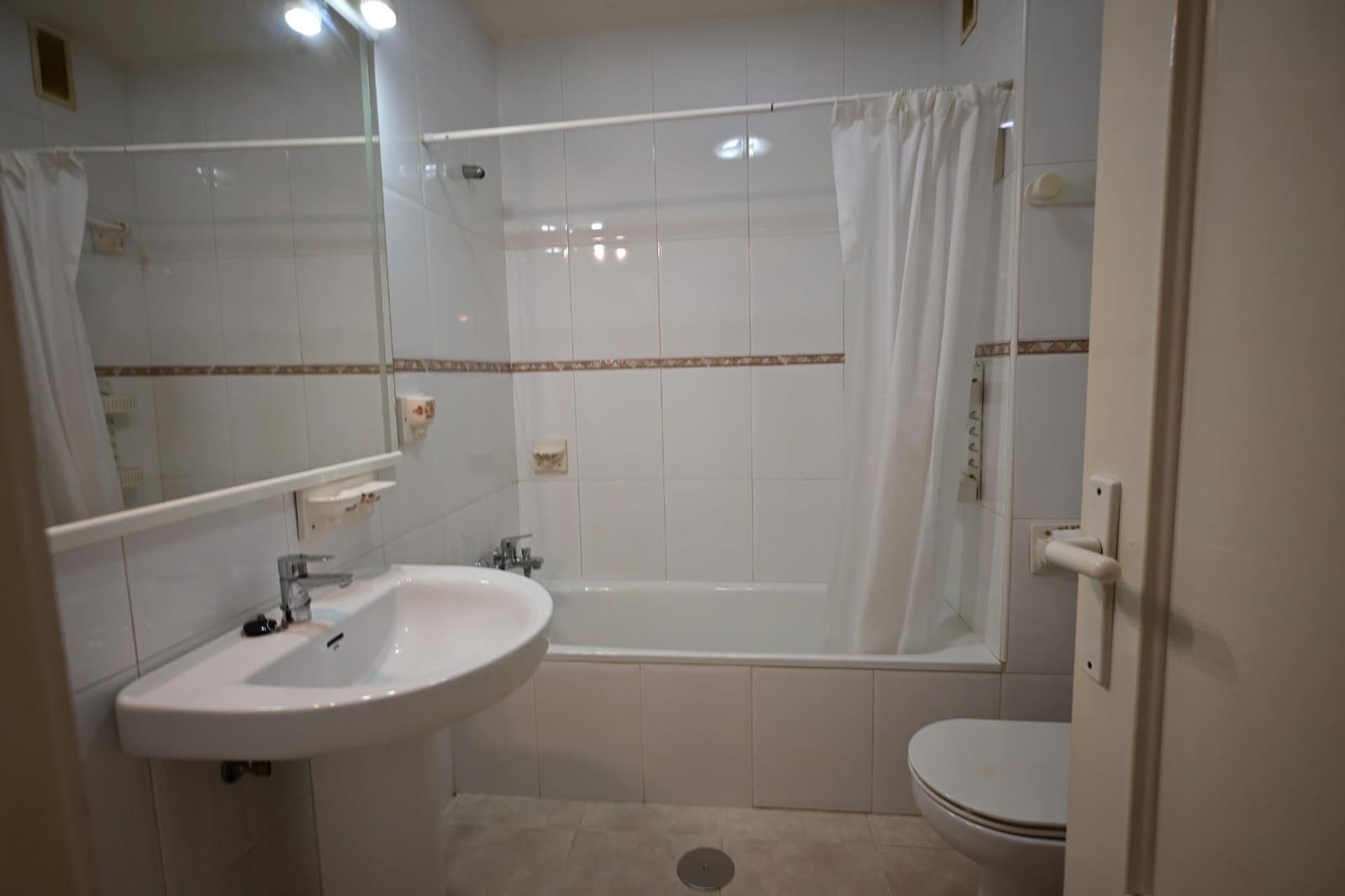 4 bedroom Villa for sale in Los Narejos with garage - € 360,000 (Ref: 9857654)