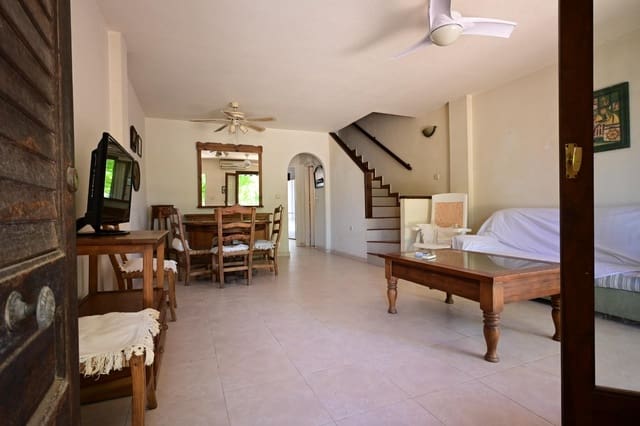 4 Zimmer Villa zu verkaufen in Los Narejos, Los Alcázares mit Garage - 360.000 € (Ref: 9857654)