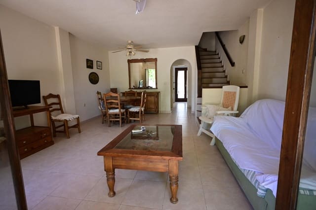 4 Zimmer Villa zu verkaufen in Los Narejos, Los Alcázares mit Garage - 360.000 € (Ref: 9857654)