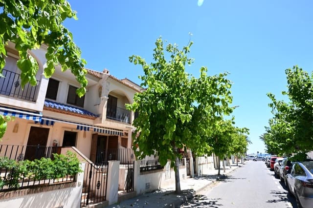 4 Zimmer Villa zu verkaufen in Los Narejos, Los Alcázares mit Garage - 360.000 € (Ref: 9857654)
