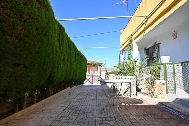 Chalet de 4 habitaciones en Los Urrutias, Cartagena en venta con garaje - 245.000 € (Ref: 9857655)