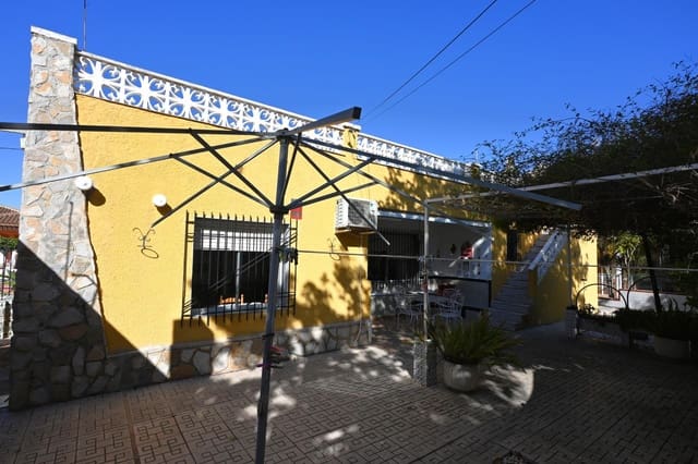 Chalet de 4 habitaciones en Los Urrutias, Cartagena en venta con garaje - 245.000 € (Ref: 9857655)