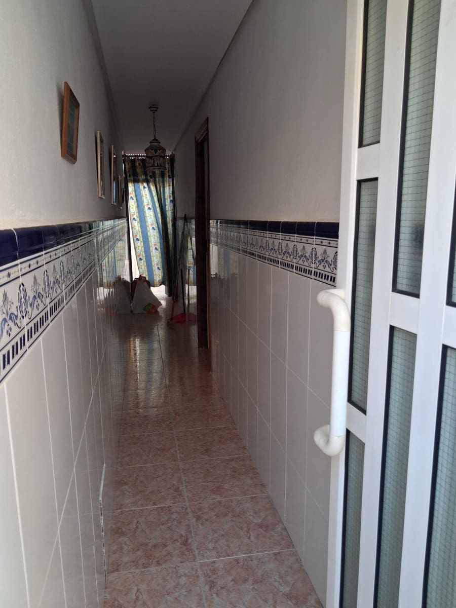 3 bedroom Apartment for sale in Los Alcazares - € 98,000 (Ref: 9945885)