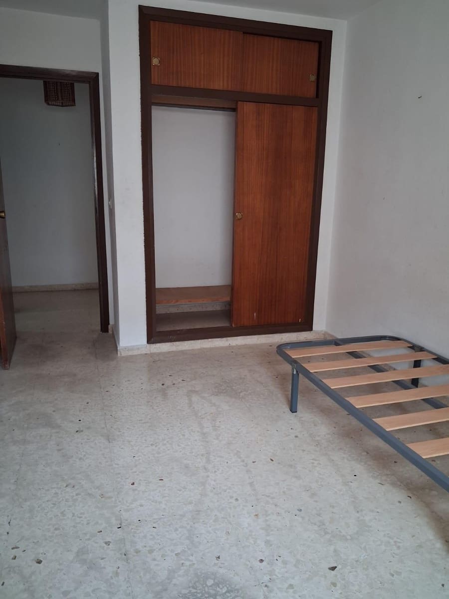 3 soverom Leilighet til salgs i Los Alcazares med garasje - € 126 000 (Ref: 9945886)