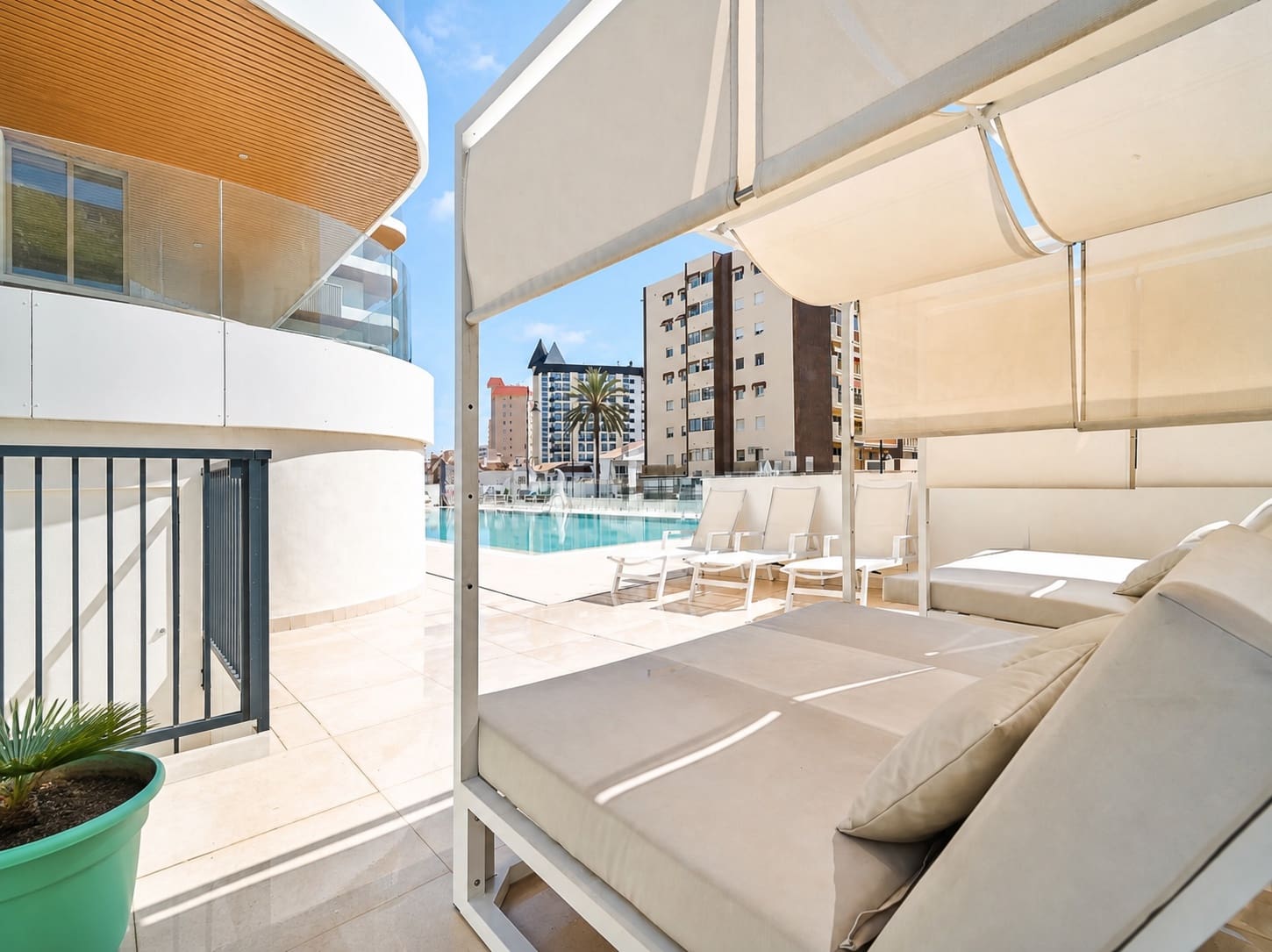3 camera da letto Attico in vendita in Fuengirola con piscina garage - 1.599.000 € (Rif: 10040318)
