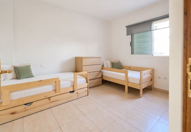 3 soverom Villa til leie i Adeje med svømmebasseng garasje - € 4 300 (Ref: 10054626)