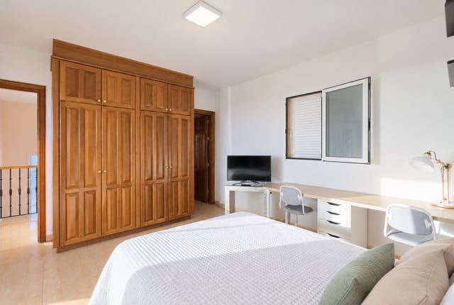 3 soverom Villa til leie i Adeje med svømmebasseng garasje - € 4 300 (Ref: 10054626)