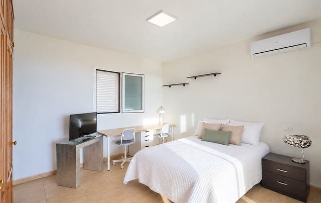 3 soverom Villa til leie i Adeje med svømmebasseng garasje - € 4 300 (Ref: 10054626)