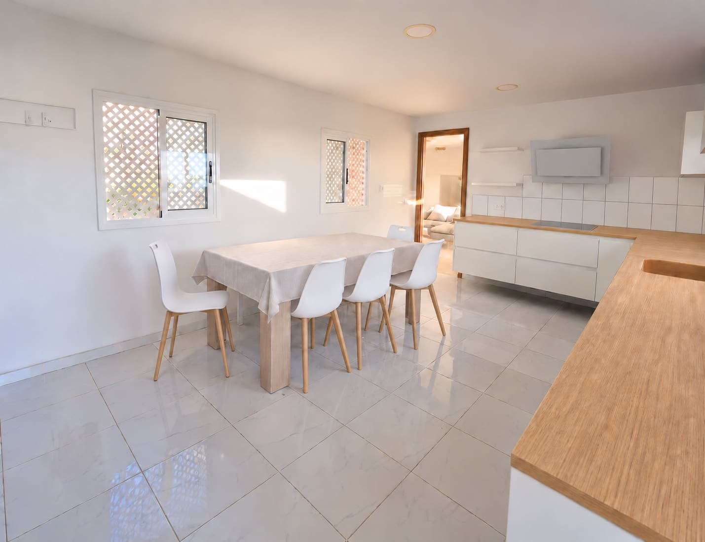 3 soverom Villa til leie i Adeje med svømmebasseng garasje - € 4 300 (Ref: 10054626)