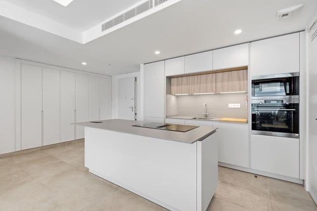 2 sovrum Lägenhet till salu i Fuengirola med pool garage - 699 000 € (Ref: 10184195)