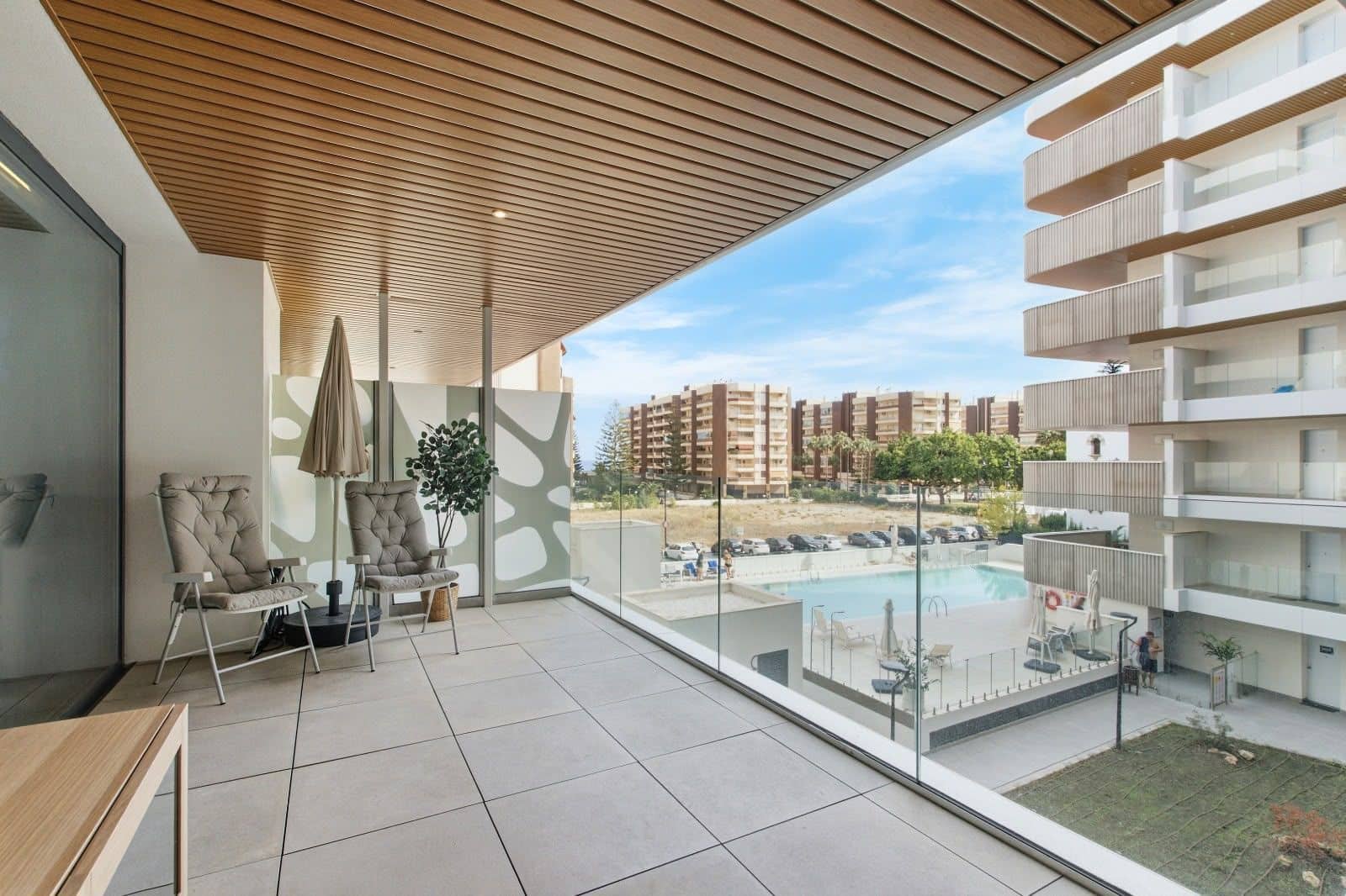 2 sovrum Lägenhet till salu i Fuengirola med pool garage - 699 000 € (Ref: 10184195)