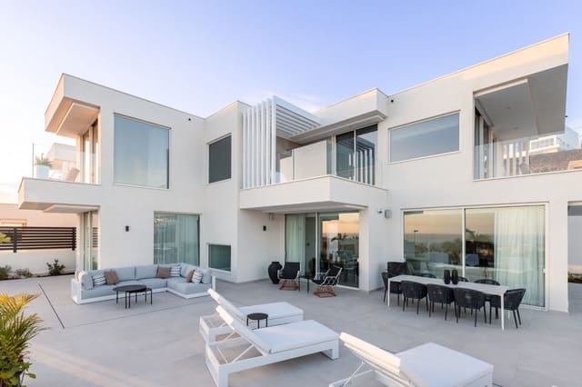 Chalet de 3 habitaciones en Costa Adeje, Adeje en venta con garaje - 2.274.250 € (Ref: 8518714)