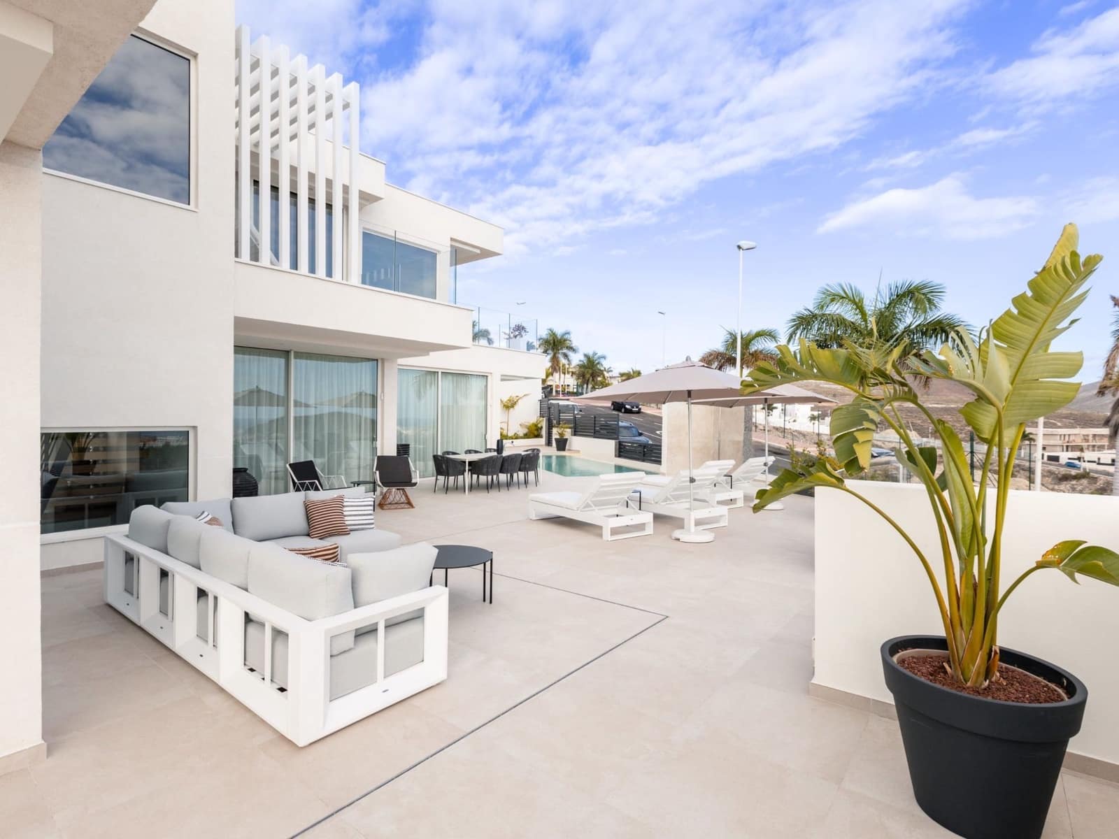 Chalet de 3 habitaciones en Costa Adeje en venta con garaje - 2.274.250 € (Ref: 8518714)