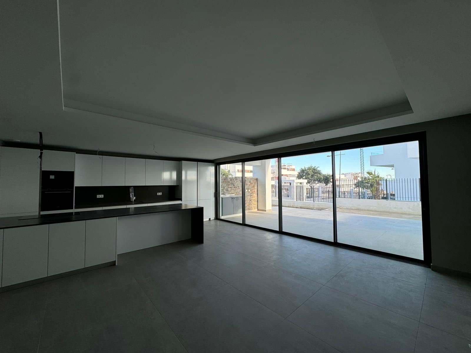 3 makuuhuone Huoneisto myytävänä paikassa Estepona mukana uima-altaan 
autotalli - 780 000 € (Ref: 9665932)