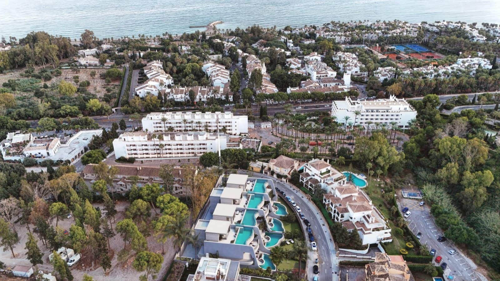 4 makuuhuone Omakotitalo myytävänä paikassa Marbella mukana uima-altaan 
autotalli - 3 550 000 € (Ref: 9665933)