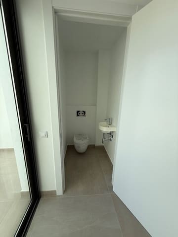 3 bedroom Penthouse for sale in Estepona with pool garage - € 1,175,000 (Ref: 9679482)