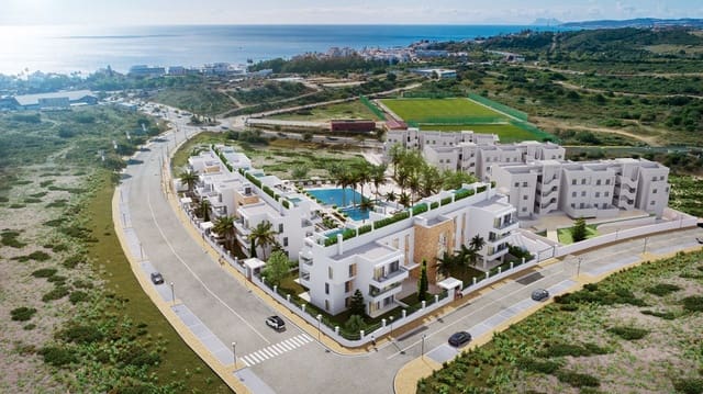3 bedroom Penthouse for sale in Estepona with pool garage - € 1,175,000 (Ref: 9679482)