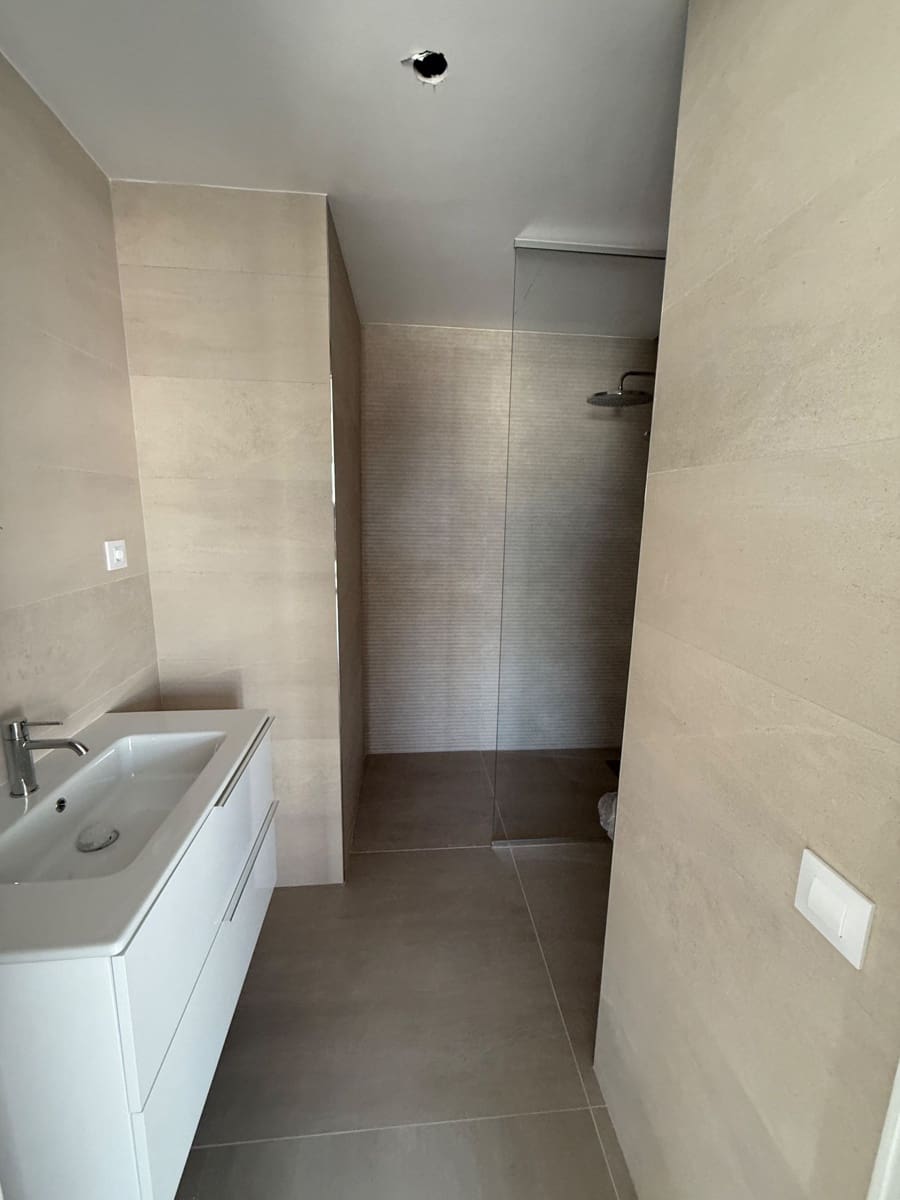 3 bedroom Penthouse for sale in Estepona with pool garage - € 1,175,000 (Ref: 9679482)