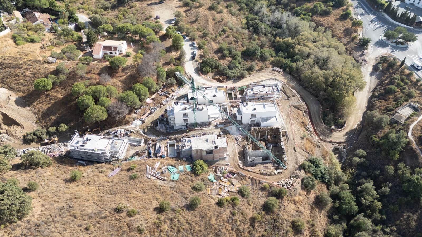 4 sovrum Villa till salu i Mijas Costa med pool garage - 2 125 000 € (Ref: 9801027)