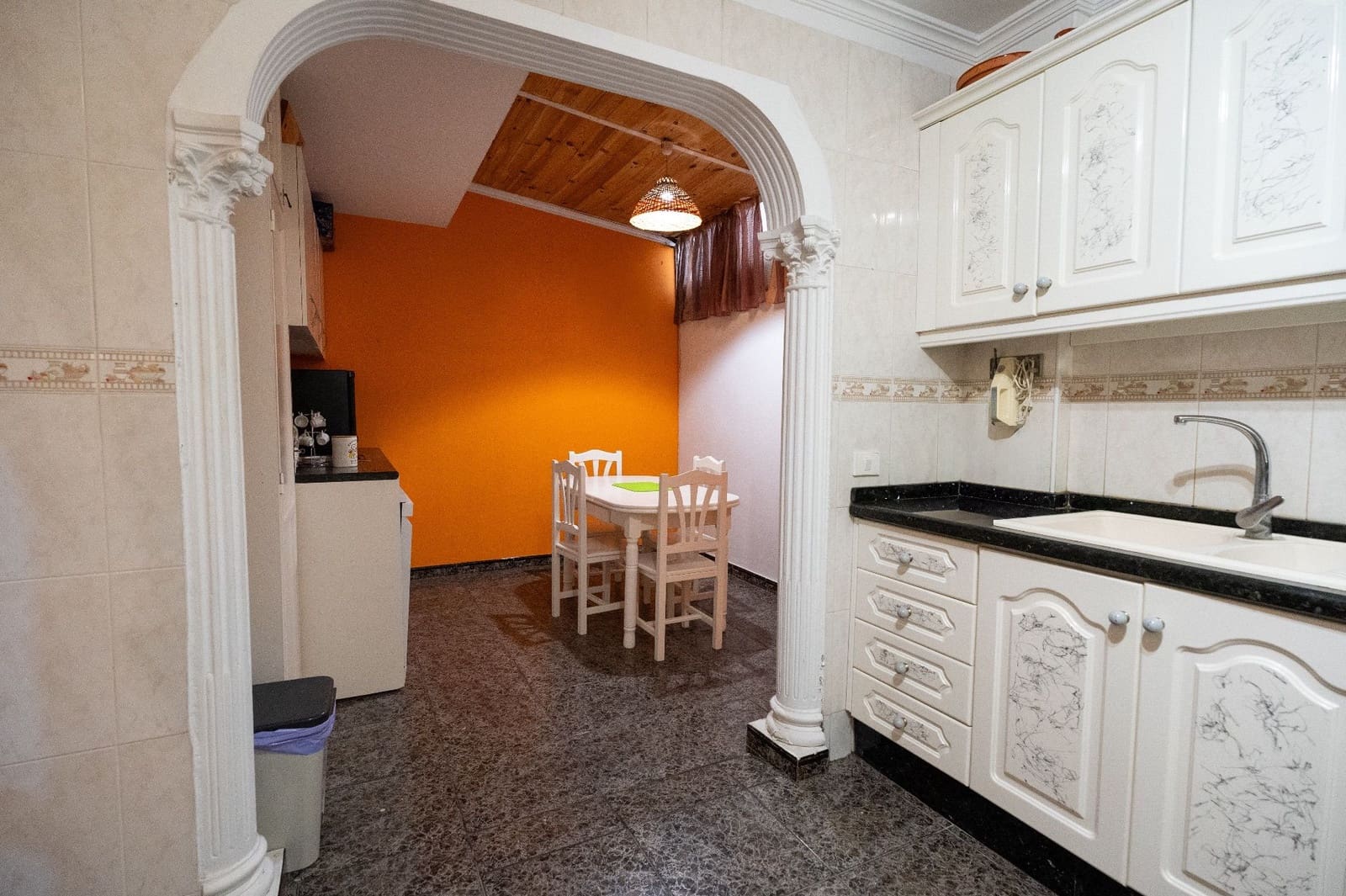 Piso de 3 habitaciones en Santa Ursula en venta con garaje - 203.000 € (Ref: 9801029)