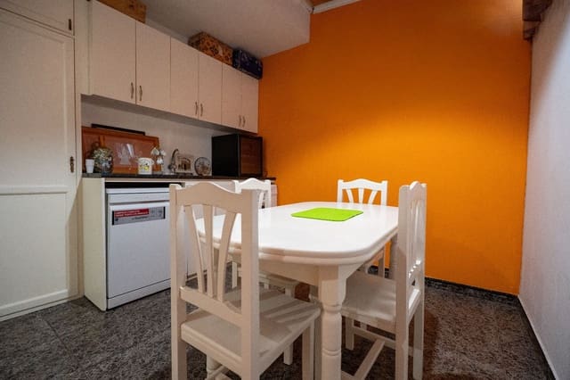 Piso de 3 habitaciones en Santa Ursula en venta con garaje - 203.000 € (Ref: 9801029)