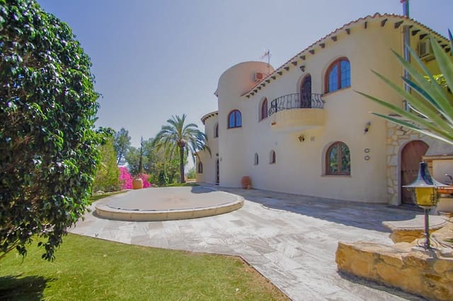 5 bedroom Villa for sale in Altea la Vella, Altea with pool garage - € 1,520,000 (Ref: 10185993)