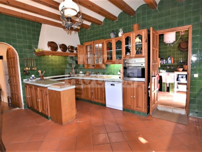 5 sovrum Finca/Hus på landet till salu i Les Gunyoles med pool garage - 1 500 000 € (Ref: 5237716)