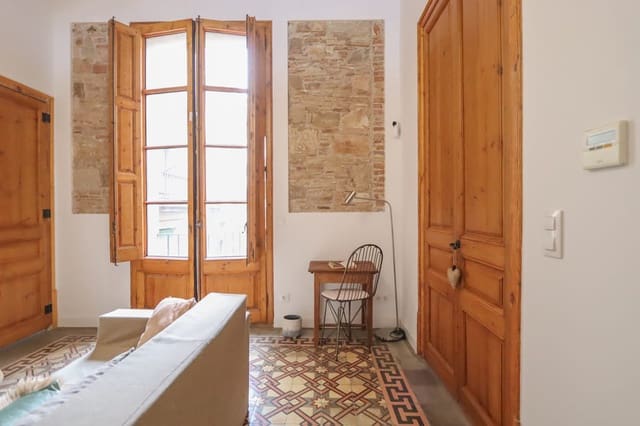 2 bedroom Apartment for sale in El Barri Gòtic, Barcelona city - € 435,000 (Ref: 8277161)