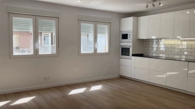 2 bedroom Apartment for sale in Levante Alto, Benidorm - € 249,900 (Ref: 9111530)