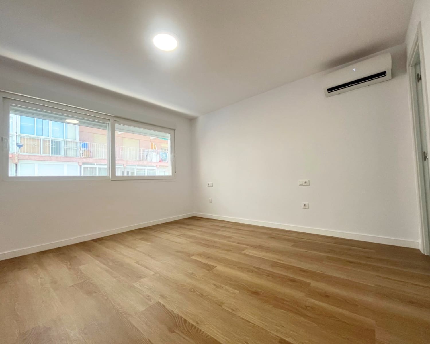 2 soveværelse Lejlighed til salg i Benidorm - € 249.900 (Ref: 9111530)