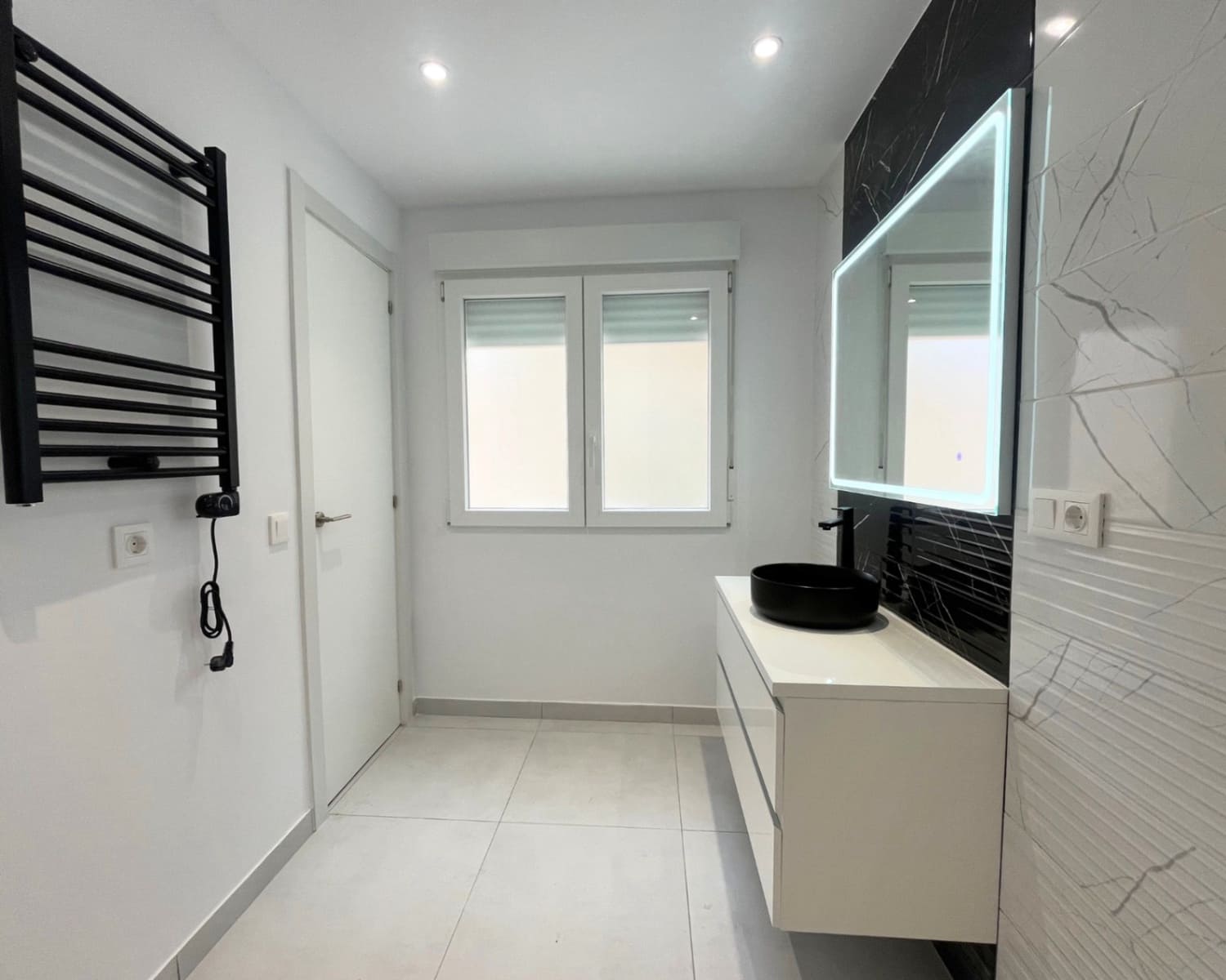 2 soveværelse Lejlighed til salg i Benidorm - € 249.900 (Ref: 9111530)