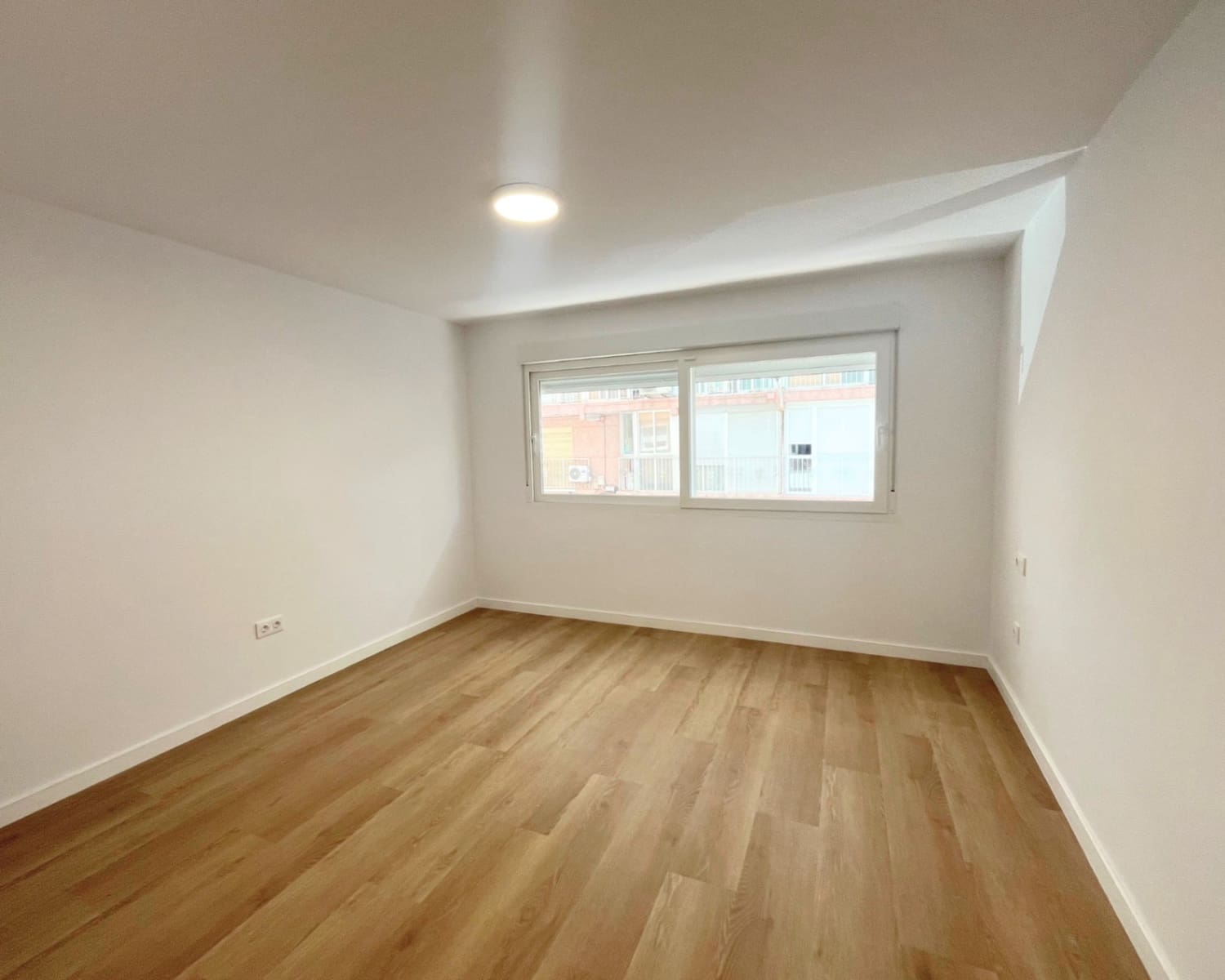 2 soveværelse Lejlighed til salg i Benidorm - € 249.900 (Ref: 9111530)