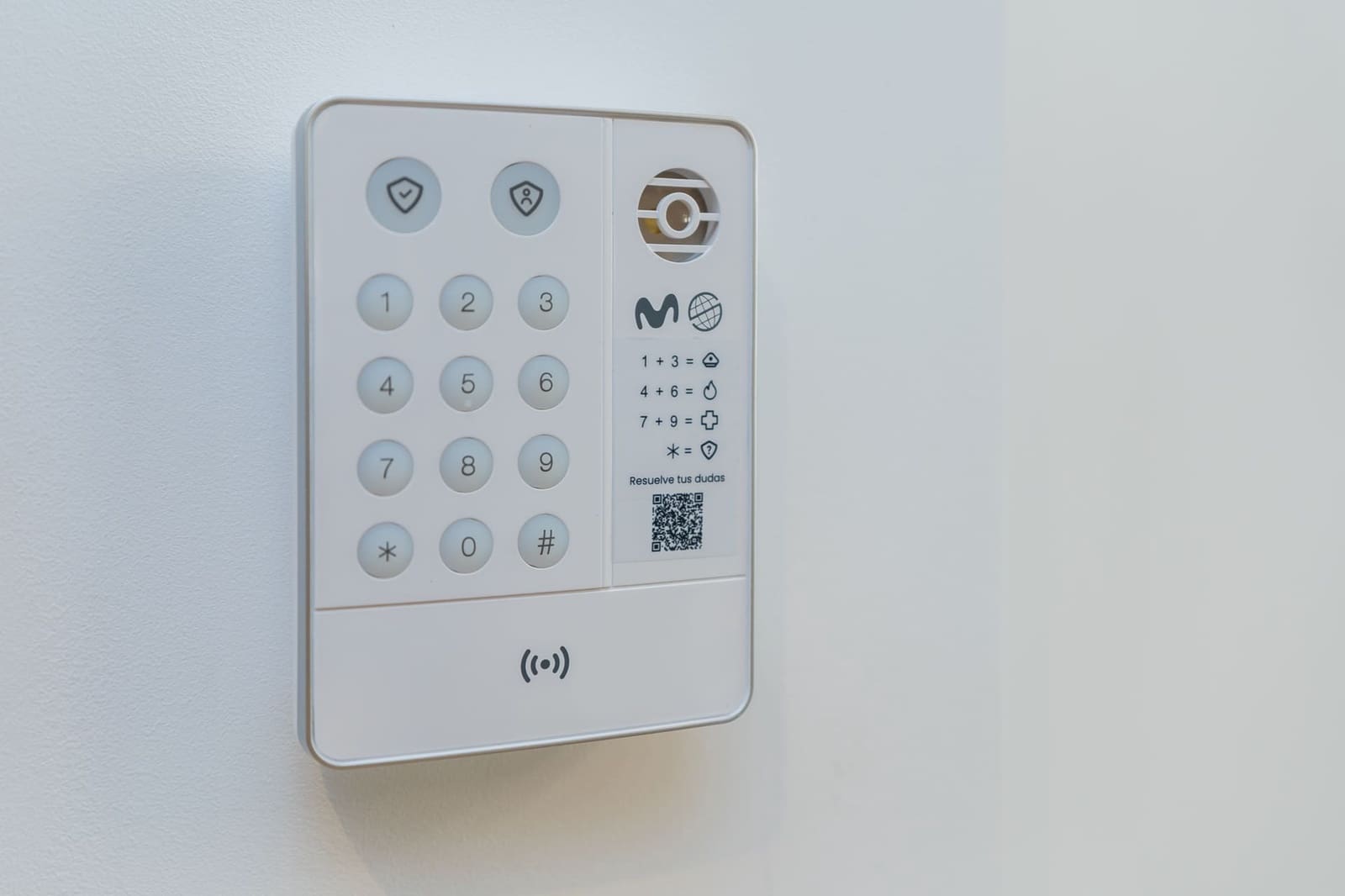 2 soverom Penthouse til salgs i Estepona med svømmebasseng - € 430 000 (Ref: 9111558)