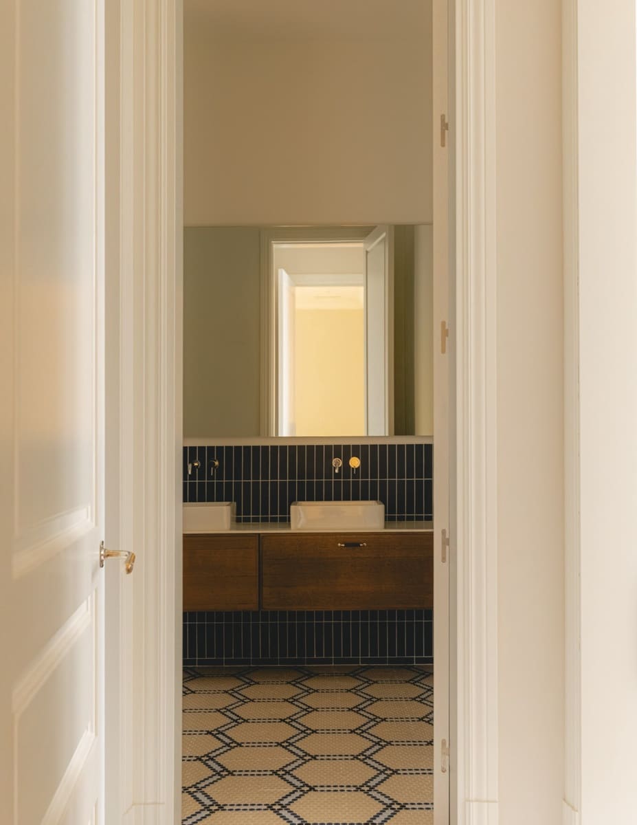 3 bedroom Apartment for sale in Barcelona city - € 2,575,000 (Ref: 10039286)