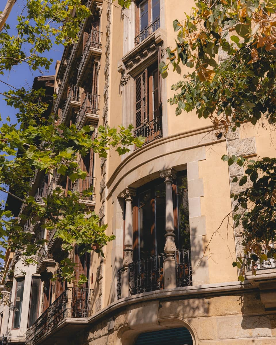 3 bedroom Apartment for sale in Barcelona city - € 2,575,000 (Ref: 10039286)