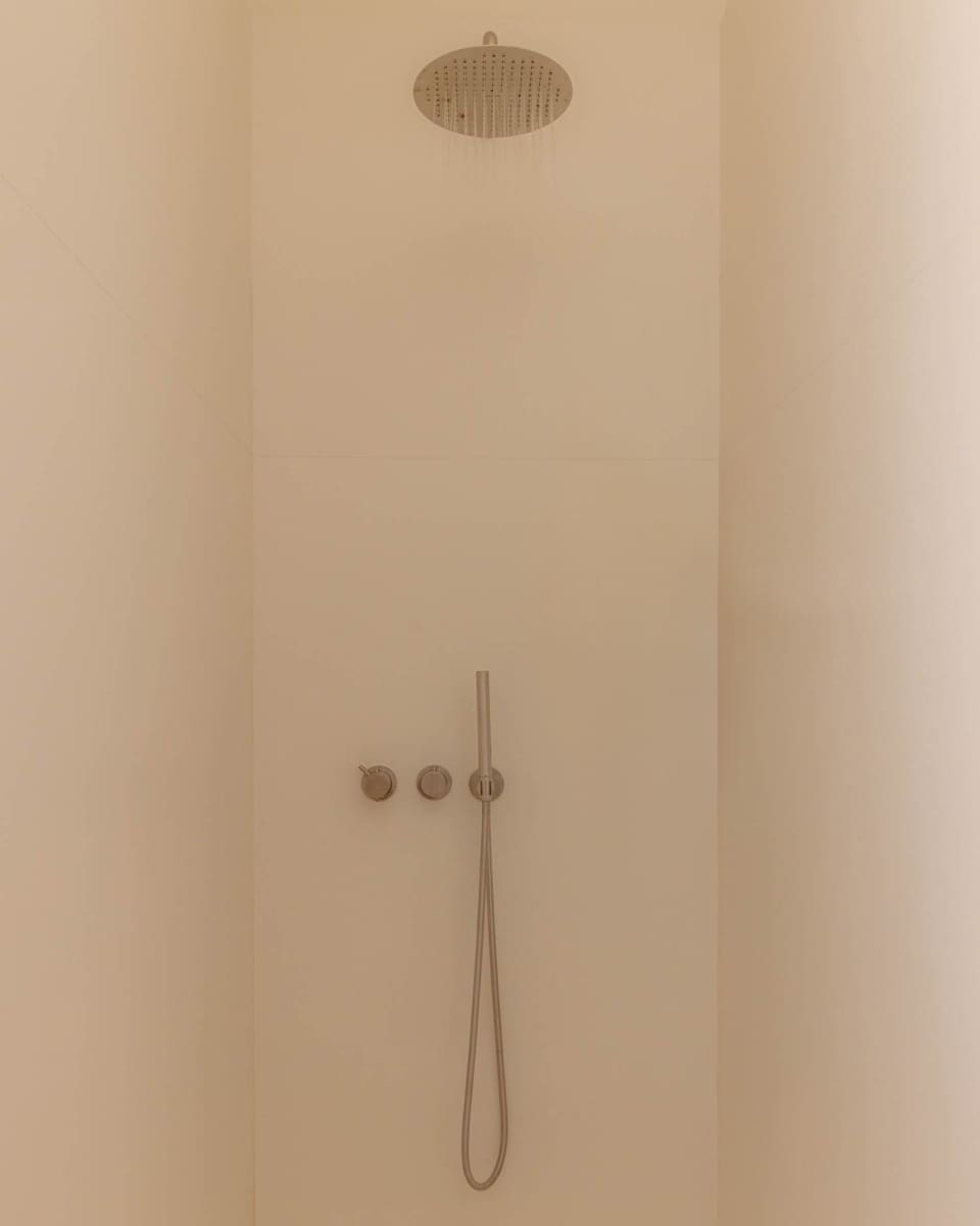 3 bedroom Apartment for sale in Barcelona city with pool - € 3,250,000 (Ref: 10076649)