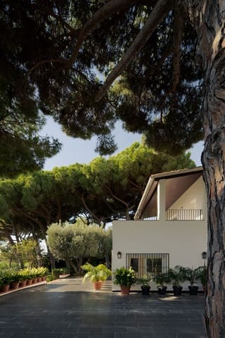 9 soveværelse Villa til salg i El Barri Gòtic, Barcelona by - € 1.950.000 (Ref: 8403960)