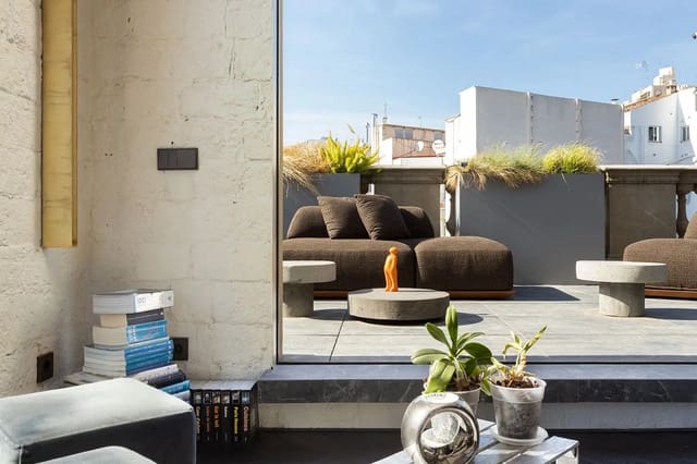 1 sypialnia Penthouse na sprzedaż w El Barri Gòtic, Miasto Barcelona - 710 000 € (Ref: 9176835)