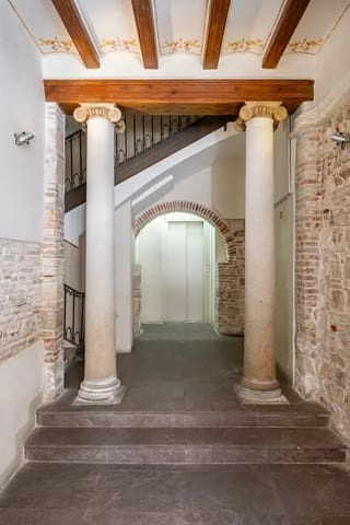 3 soveværelse Lejlighed til leje i Sant Pere, Santa Caterina i La Ribera, Barcelona by - € 2.960 (Ref: 9197224)