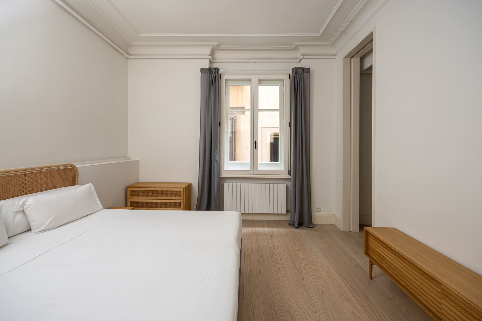 4 bedroom Apartment for sale in Barcelona city - € 1,490,000 (Ref: 9298757)