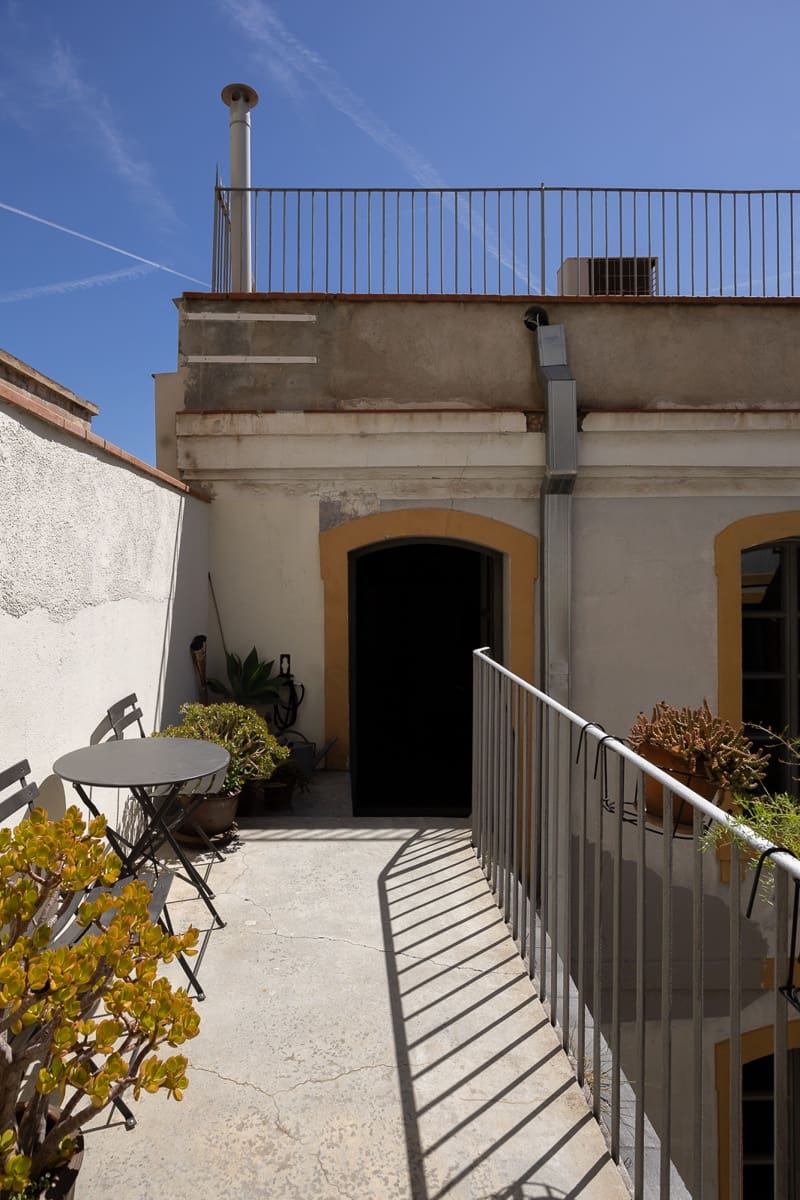 Appartement de 2 chambres à louer à Barcelone ville - 7 500 € (Ref: 9798080)