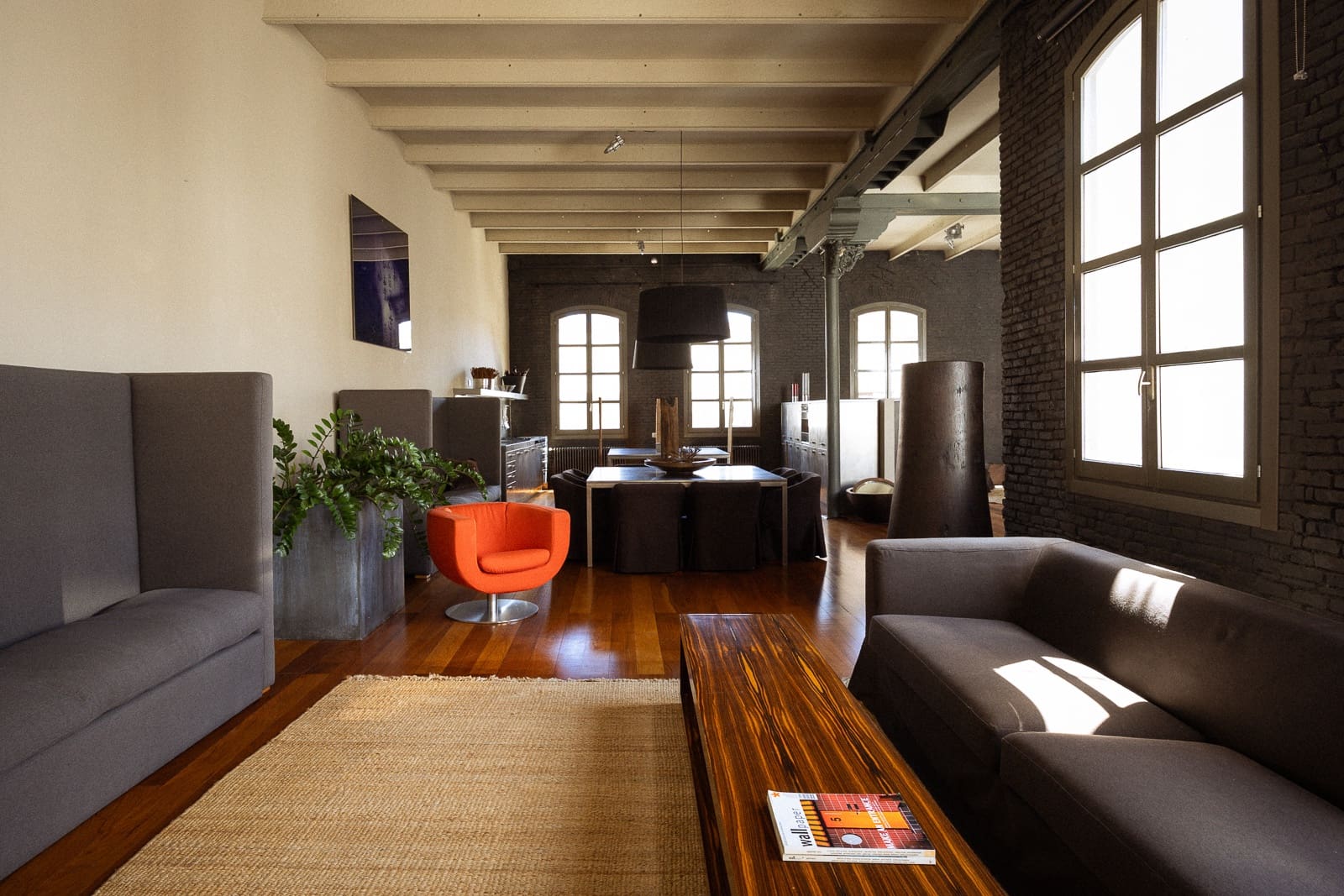 Appartement de 2 chambres à louer à Barcelone ville - 7 500 € (Ref: 9798080)