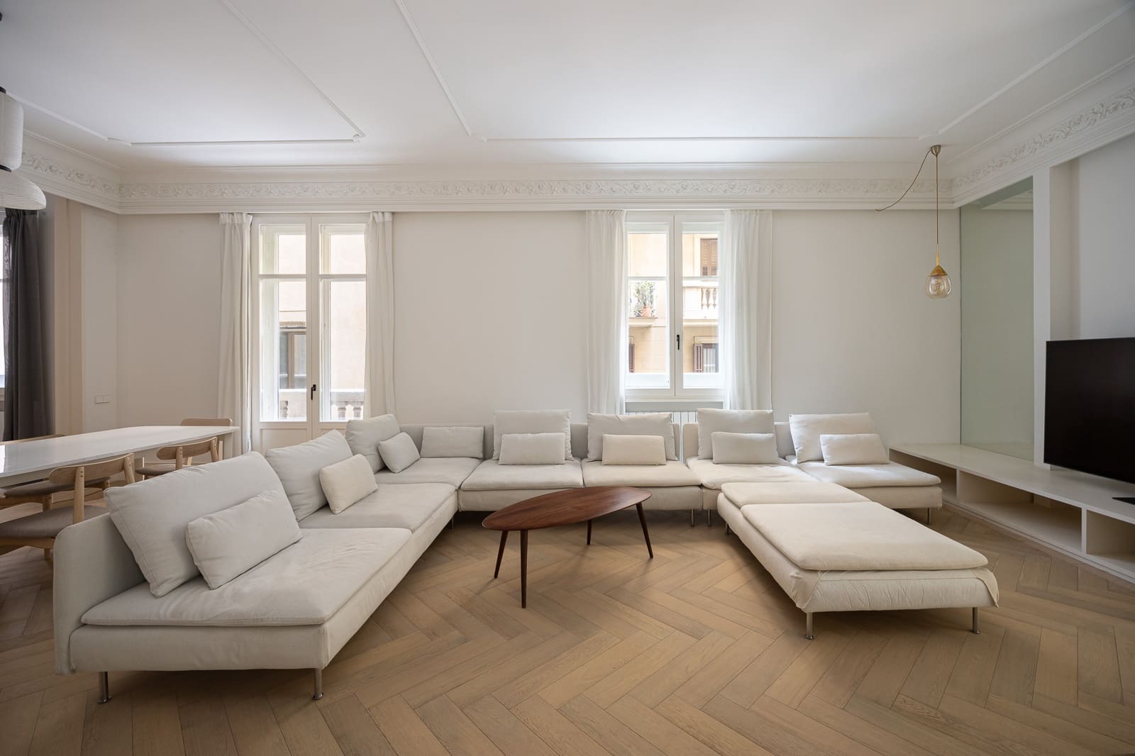 4 bedroom Apartment for sale in Barcelona city - € 1,490,000 (Ref: 9798083)