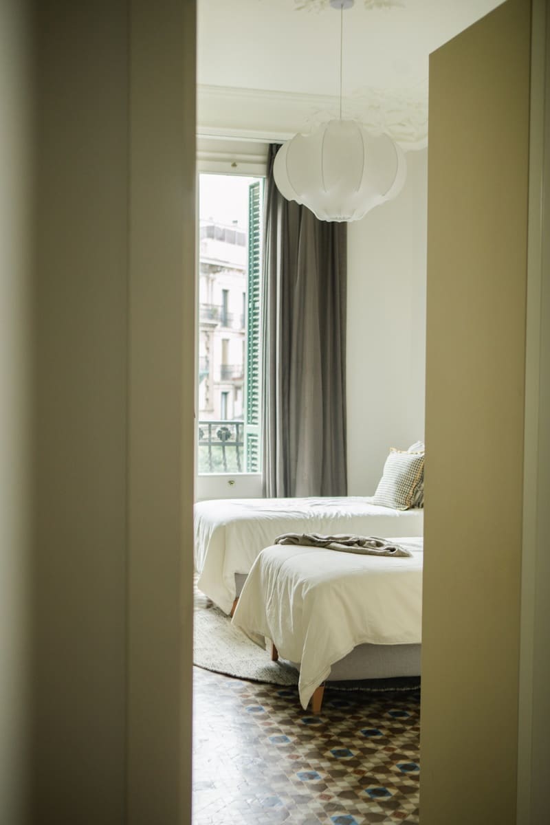 Appartement de 2 chambres à louer à Barcelone ville - 15 200 € (Ref: 9804779)